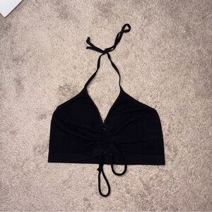 Women’s Forever 21 Black Halter Tie-Front Crop Top Size: S/M
